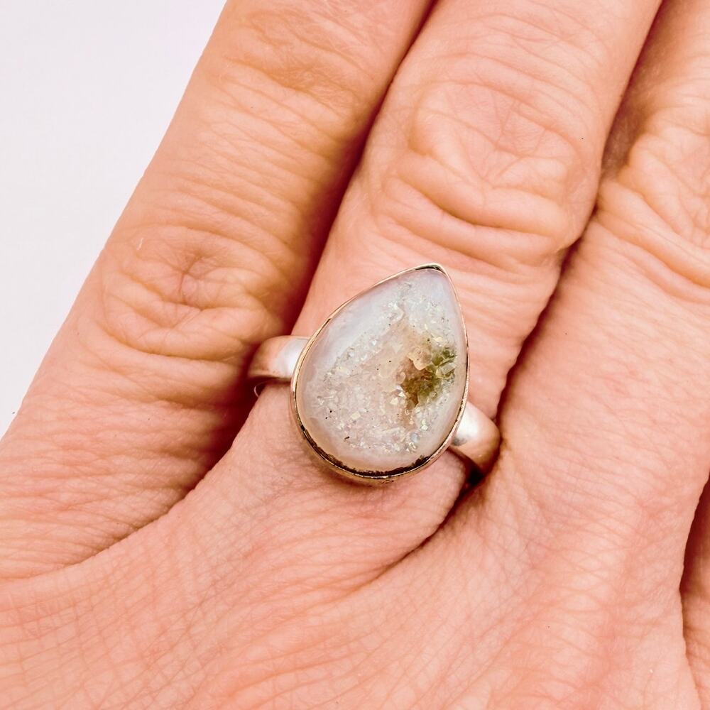 Vintage 925 Sterling Silver White Drusy Quartz Ring Pear Teardrop Boho Size 7